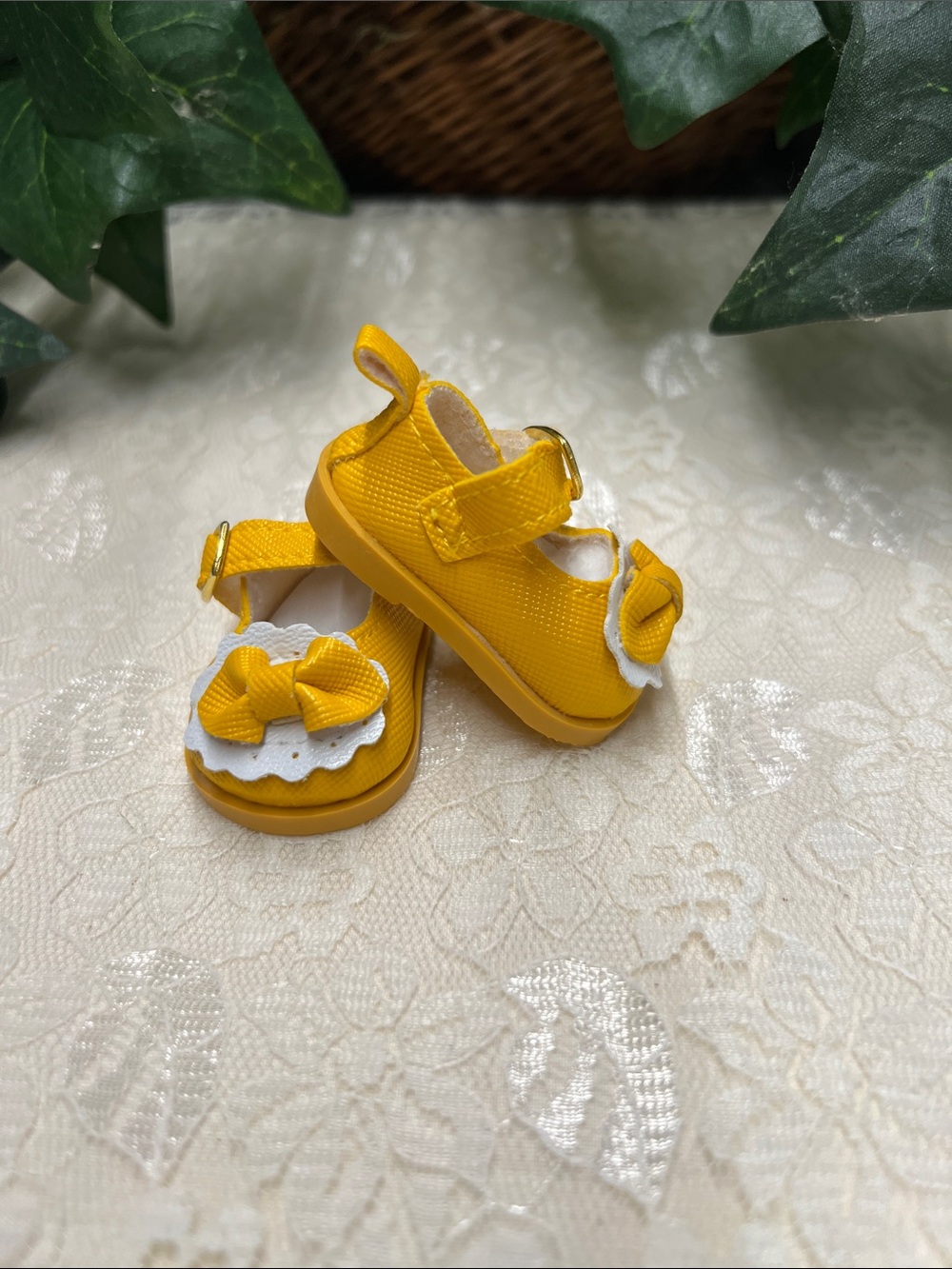 NWT Yellow 2”, 5 cm, Mary Jane Doll Shoes for 12” Doll.
